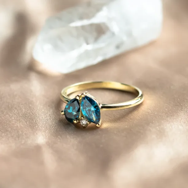 Toi et moi lab-grown diamond ring CARMELA Image