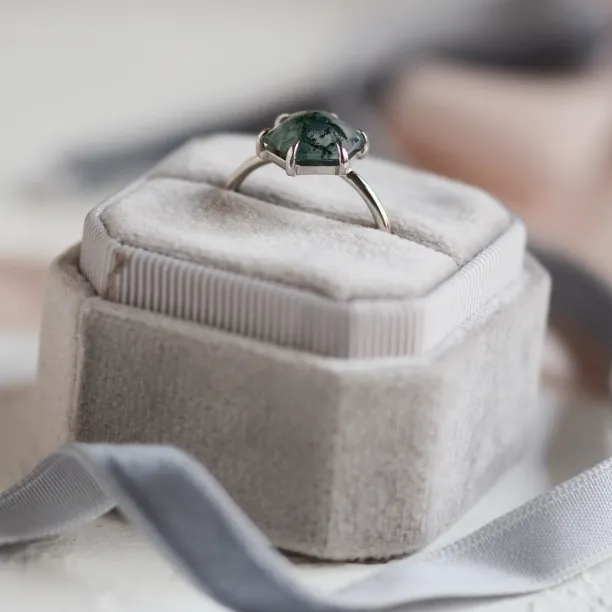 Gold ring with moss agate ELIONOR Image