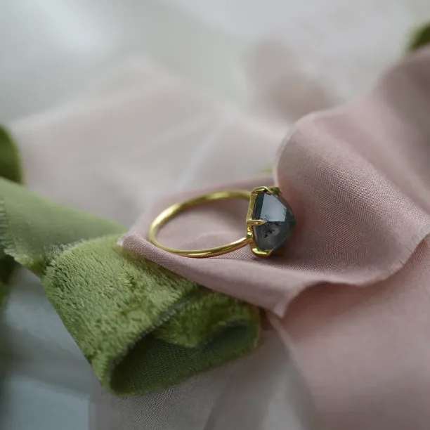 Gold ring with moss agate ELIONOR Image
