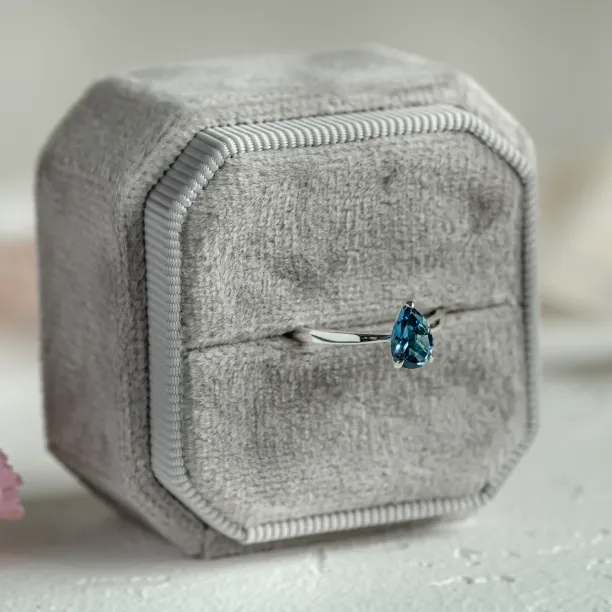 Gold ring with london blue topaz DROP Image