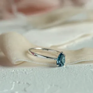 Gold ring with london blue topaz DROP Thumbnail