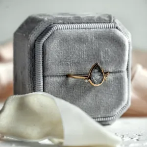Cluster ring with salt and pepper diamonds KERELA Thumbnail