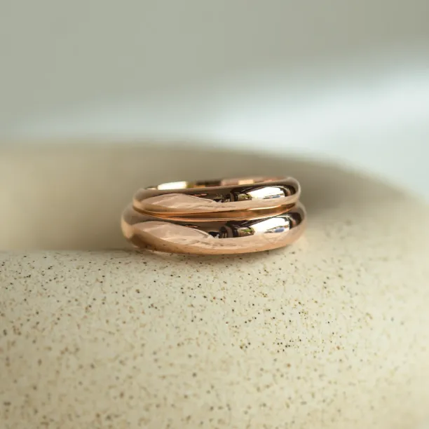 D-SHAPE wedding red gold rings ALASKA Image