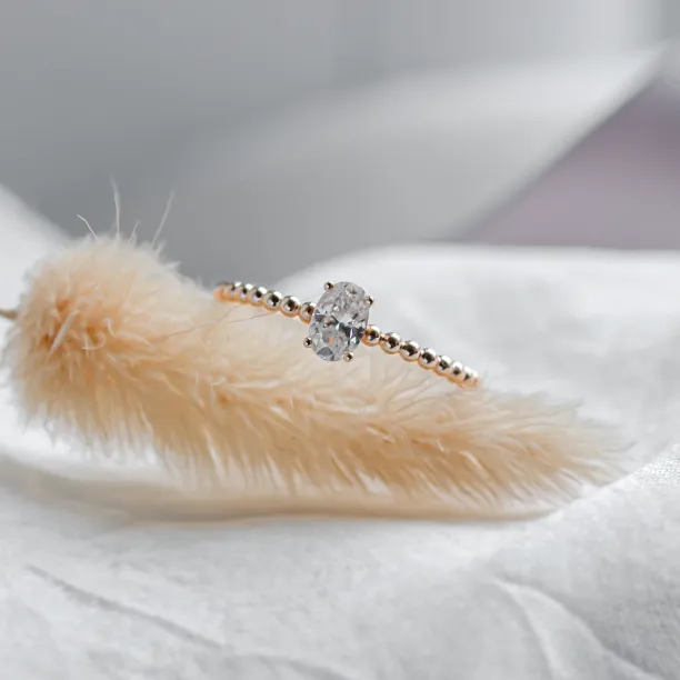 Minimalist beaded ball ring with moissanite CARLIN Image