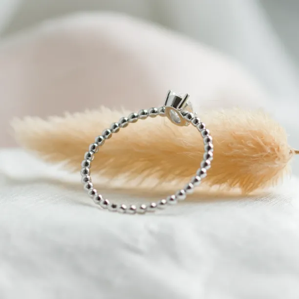 Minimalist beaded ball ring with moissanite CARLIN Image