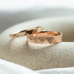Gold hammered wedding rings BOMM Thumbnail
