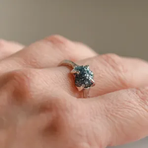 Gold ring with blue raw diamond and unusual rim SKY Thumbnail