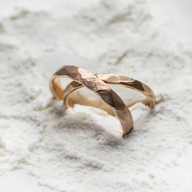 Matte gold wedding bands with hammered surface ETAIN Image
