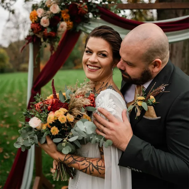 Wedding rings with unusual surface MARTAS Image
