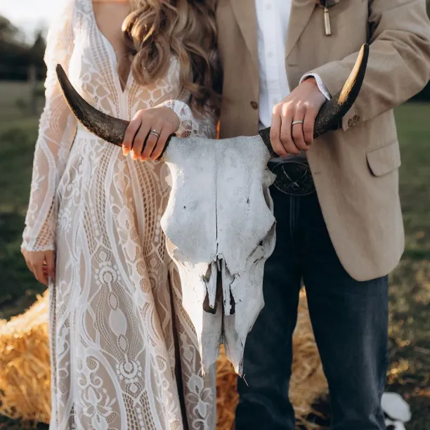 Atypical wedding rings with unusual surface TAMPERE Image