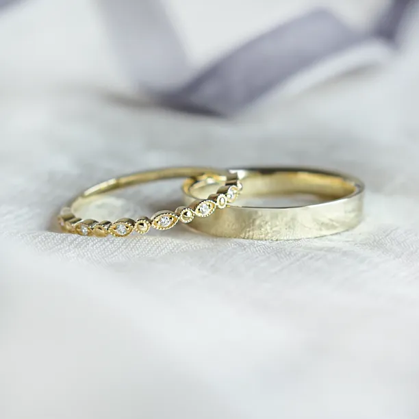 Elegant diamond wedding rings HONEY Image