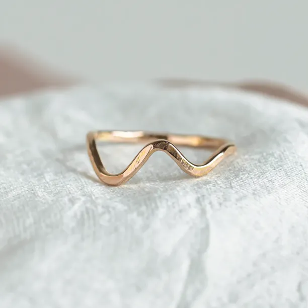 Gold mountain minimalist ring ALPINE Image