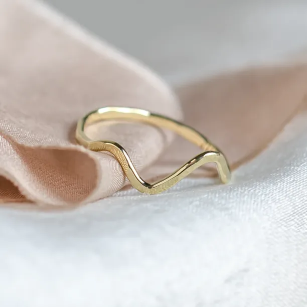 Gold mountain minimalist ring ALPINE Image