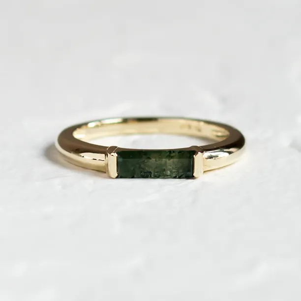 Gold ring with baguette moss agate CATHIA Image