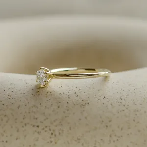 Minimalist moissanite engagement ring AMARA Thumbnail