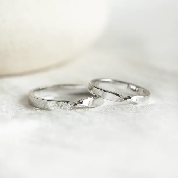 Original Twist Knot Rings NAMITA Image