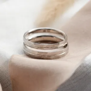 Elegant hammered wedding rings with line LADO Thumbnail