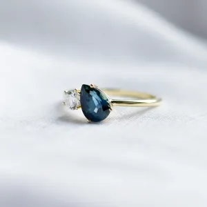 Toi et Moi engagement ring with blue pear sapphire and round diamond COUPLE Thumbnail
