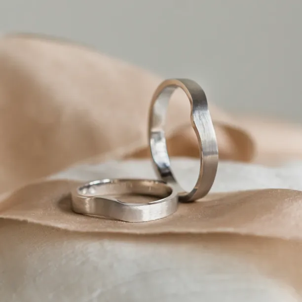 Matte irregular wedding bands ELISE Image
