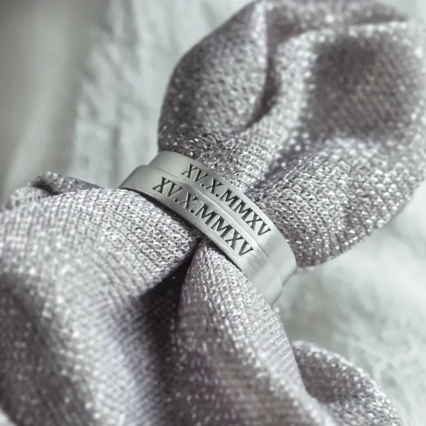 Engraved wedding rings with Roman numerals NADIA Image