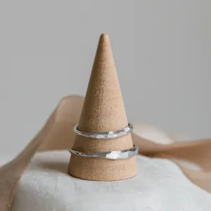 Irregular hammered wedding rings OSAKA Thumbnail