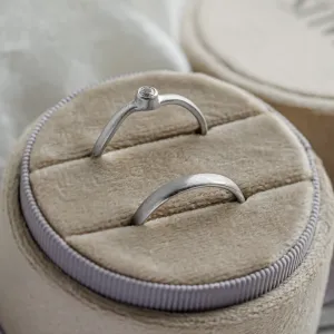 Curved wedding rings with diamond ONDA Thumbnail