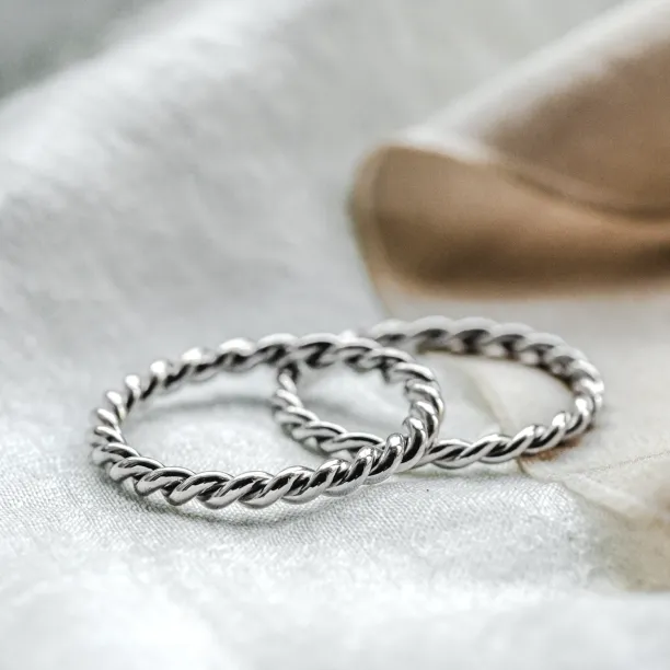 Twisted rope wedding bands VALOS Image