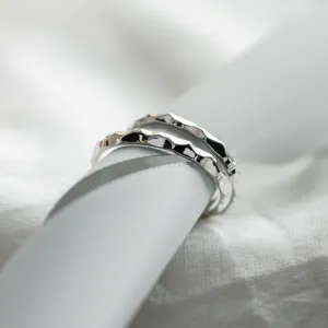 Unusual wedding rings with a shiny ESTELA Thumbnail