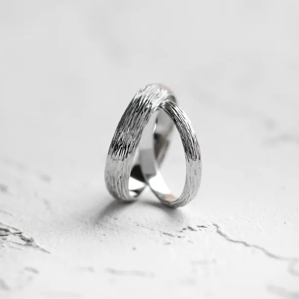 DRIS gold wedding rings Image