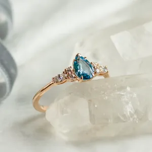 Gold ring with topaz and moissanites ASTROS Thumbnail