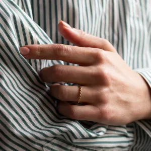 Gold minimalist wedding rings VALO Thumbnail