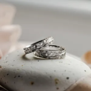 Gold wedding rings with scratched surface LUGO Thumbnail