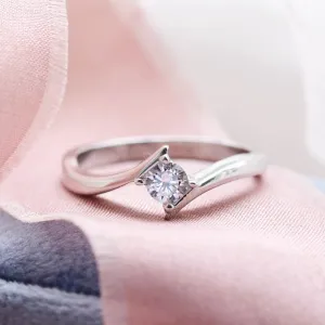 GRESE sophisticated gold diamond engagement ring Thumbnail