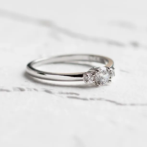 ARETE gold diamond ring Image