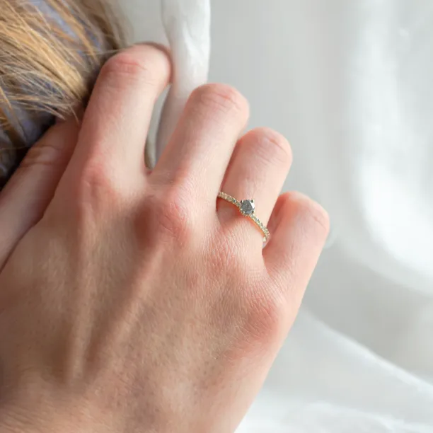 Engagement salt and pepper diamond ring with side diamonds SANREMO Image