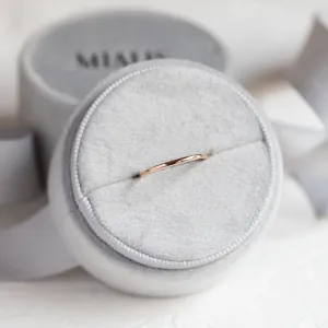 LOBE wedding gold rings Thumbnail