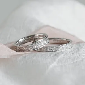 Unusual wedding bands with relief PERFORA