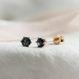 Stud earrings with blue topaz DENIM Thumbnail