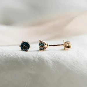 Stud earrings with blue topaz DENIM Thumbnail