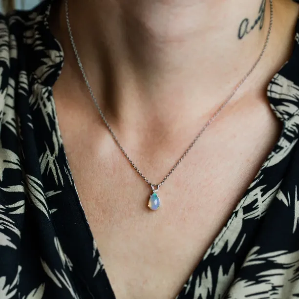 Gold necklace with white opal and diamond BRISBANE Image