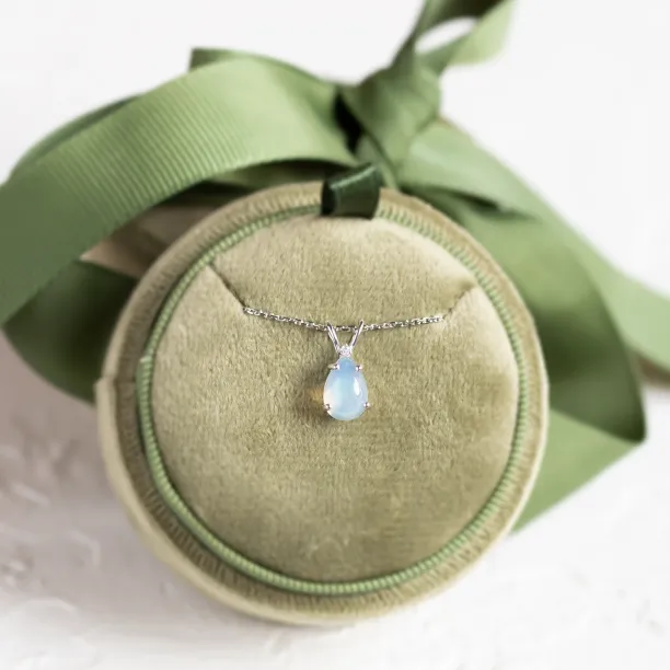 Gold necklace with white opal and diamond BRISBANE Image