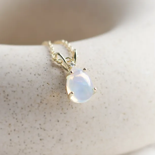 Gold necklace with white opal and diamond BRISBANE Image