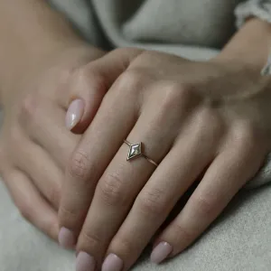 Solid gold ring with salt and pepper diamond STEW Thumbnail