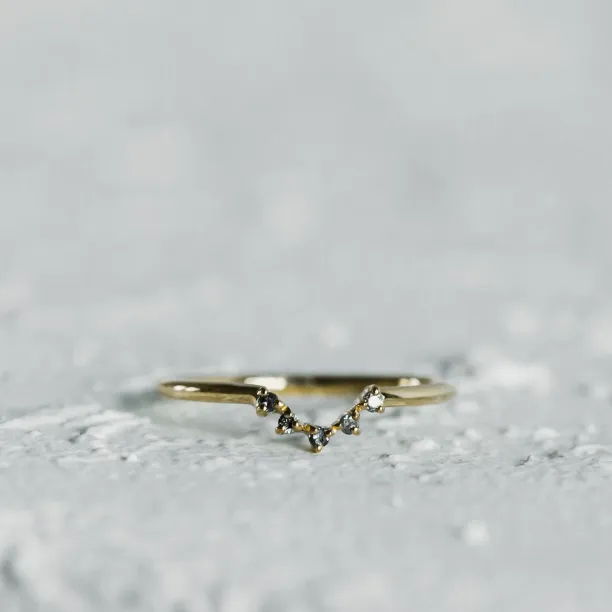 Engagement ring set with salt'n'pepper diamonds MEGHAN Image