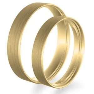 Flat matt wedding rings made of yellow gold
