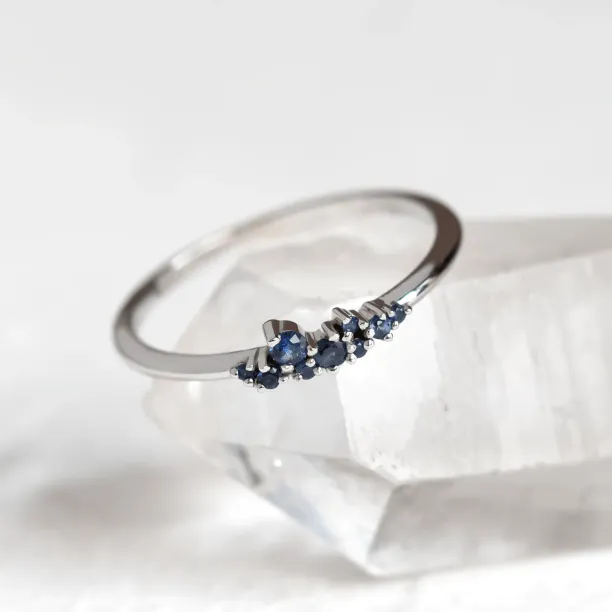 Gold ring with sapphires CLUSTER Image