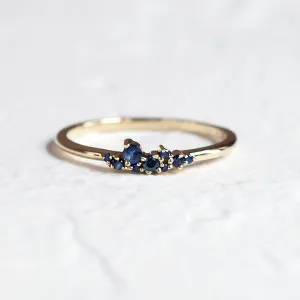 Gold ring with sapphires CLUSTER