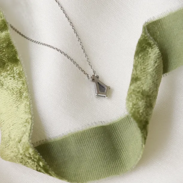 Gold necklace with salt and pepper diamond SYDNEI Image