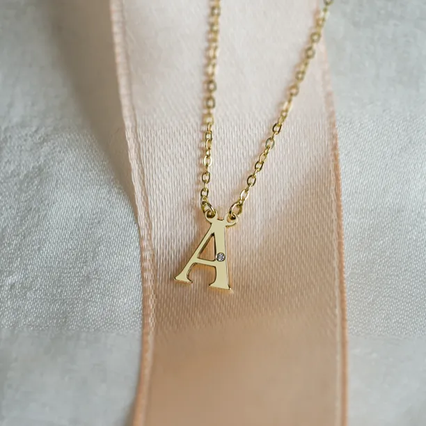 VERTE Name gold diamond pendant Image