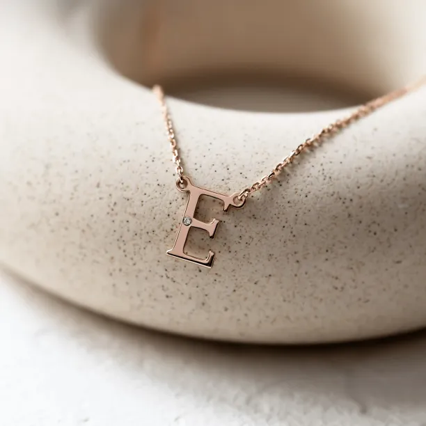 VERTE Name gold diamond pendant Image